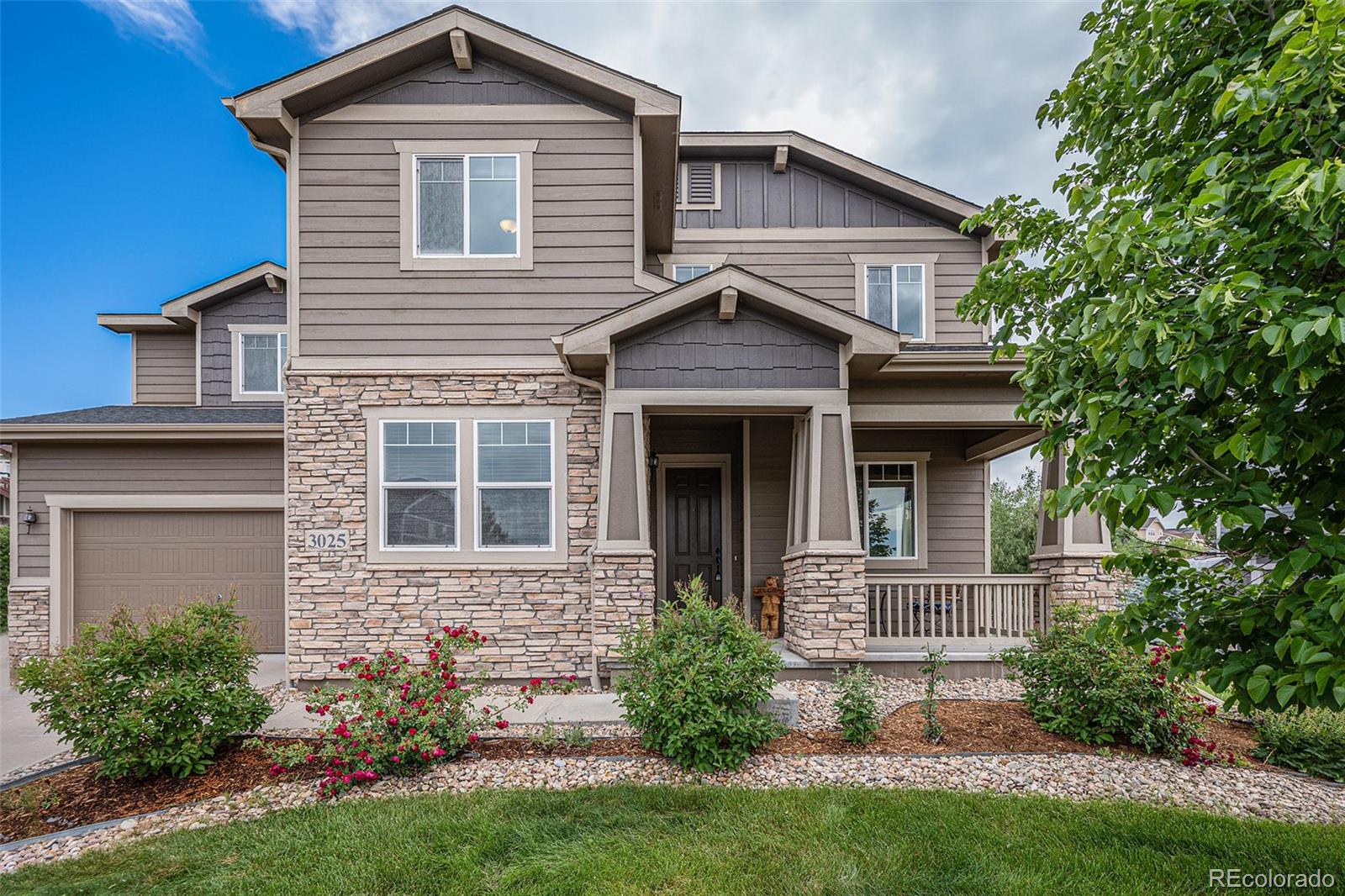 3025  Russet Sky Trail, castle rock MLS: 2417488 Beds: 4 Baths: 4 Price: $895,000