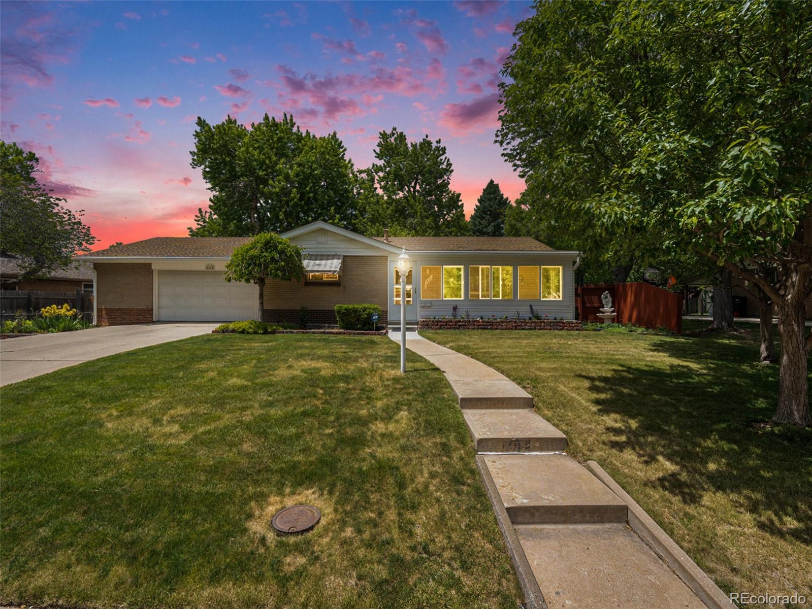 1475 s zephyr street, Lakewood sold home. Closed on 2024-07-23 for $550,000.