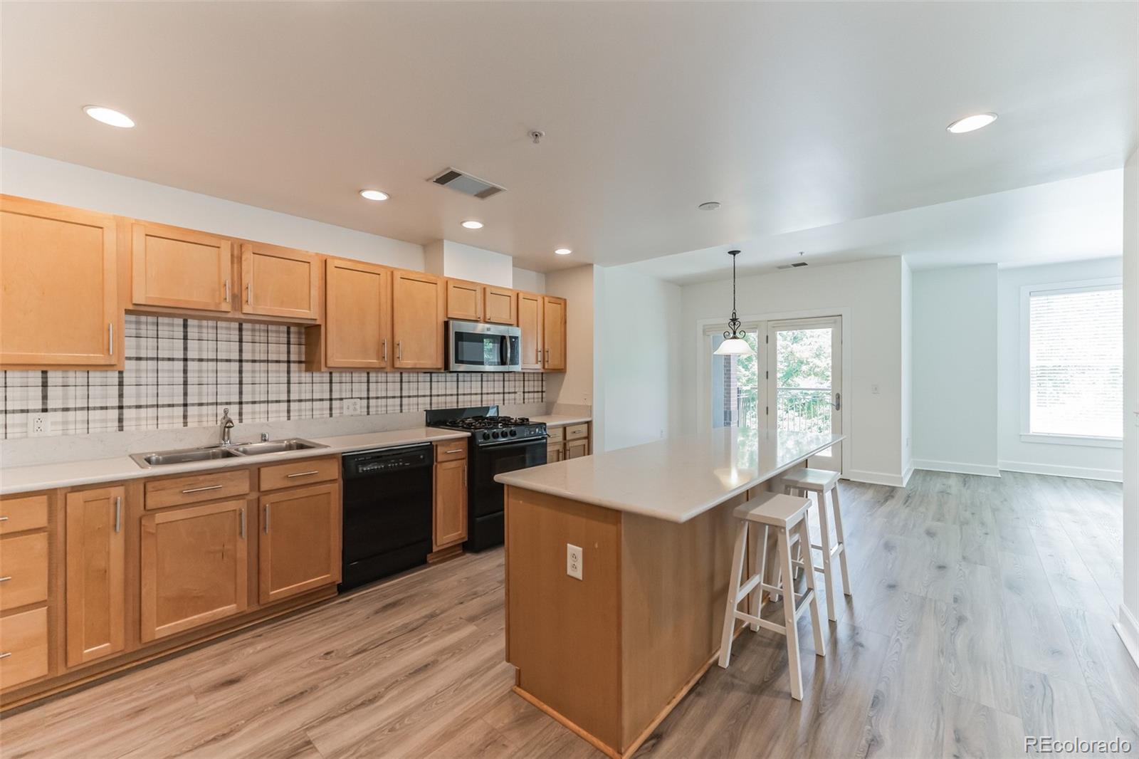 1631 N Emerson Street 205, Denver  MLS: 5878344 Beds: 1 Baths: 2 Price: $485,000