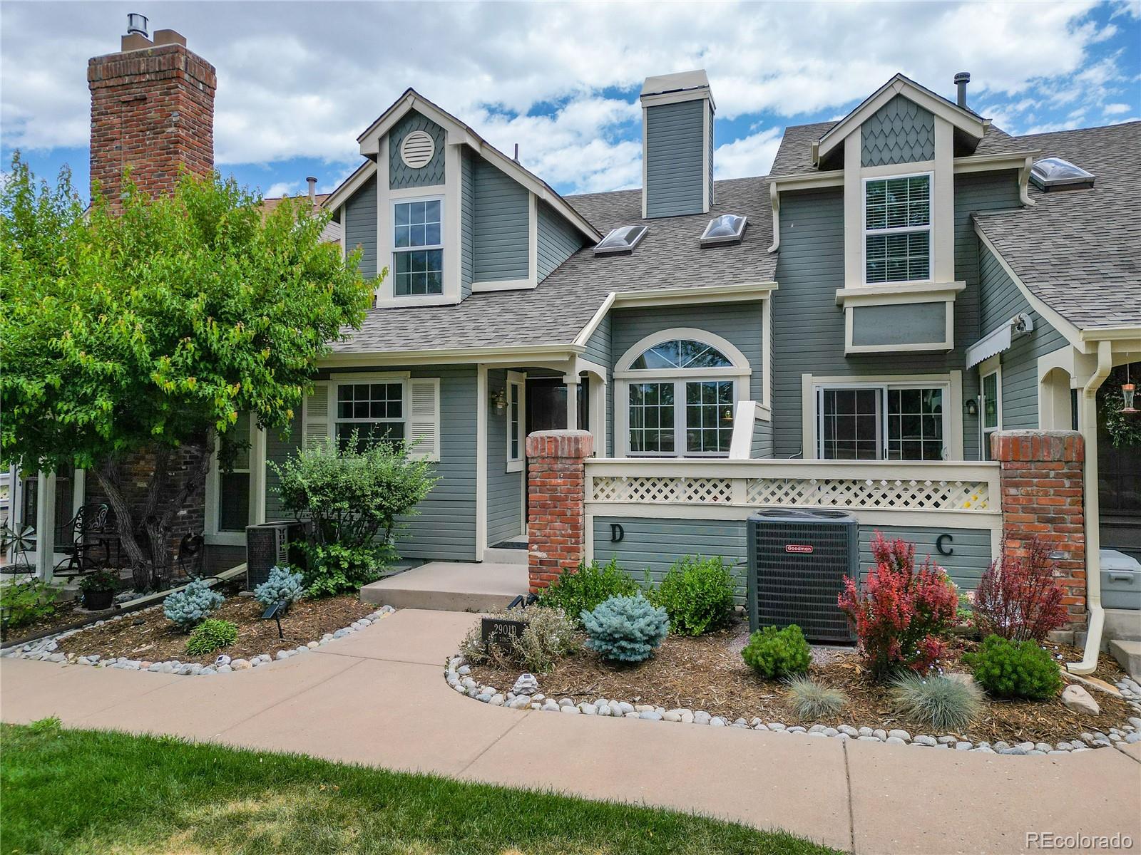 2901 W Long Circle D, Littleton  MLS: 7864806 Beds: 2 Baths: 4 Price: $490,000