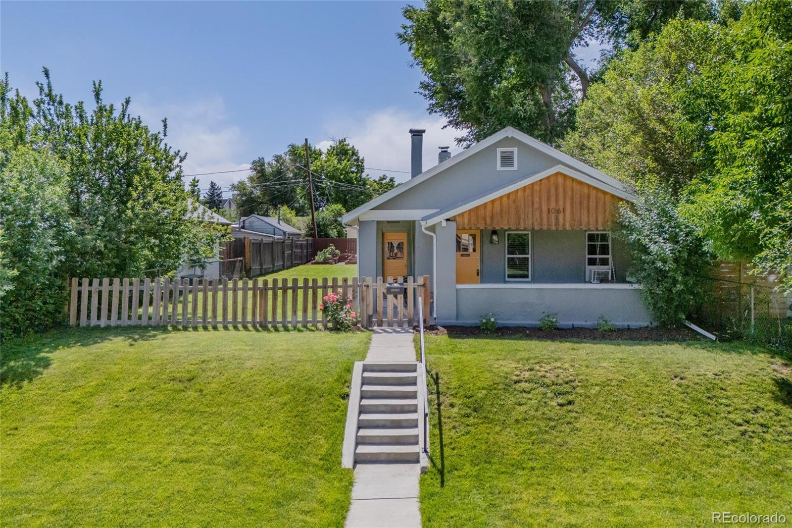 1061  Irving Street, denver MLS: 9853796 Beds: 2 Baths: 1 Price: $479,000