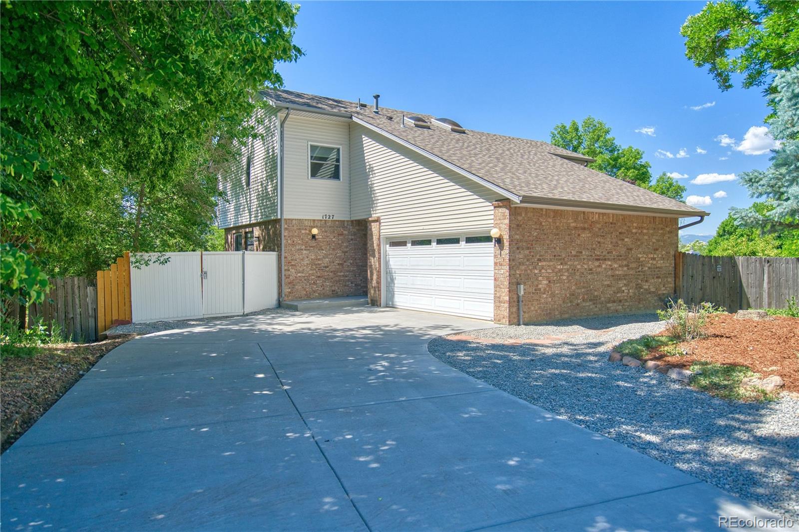 1727  Lashley Street, longmont MLS: 3251394 Beds: 4 Baths: 4 Price: $628,000