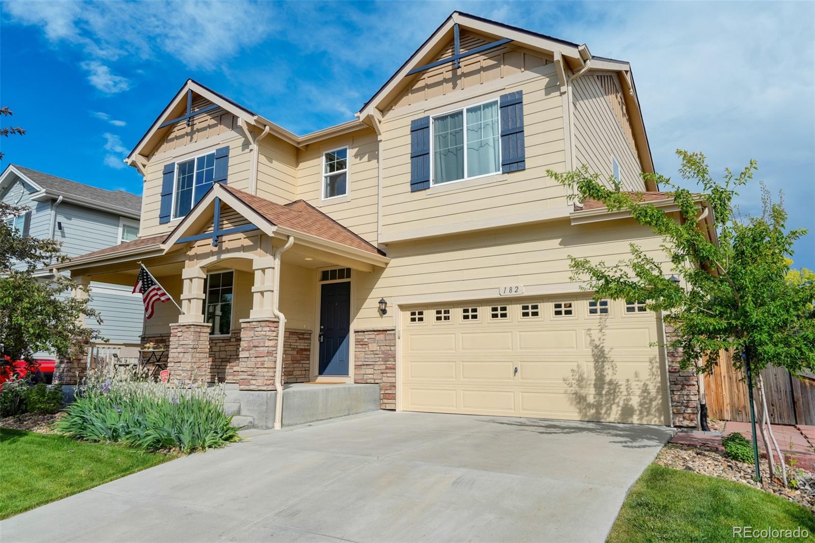 182  Blue Stem Street, brighton MLS: 3319318 Beds: 3 Baths: 4 Price: $556,900