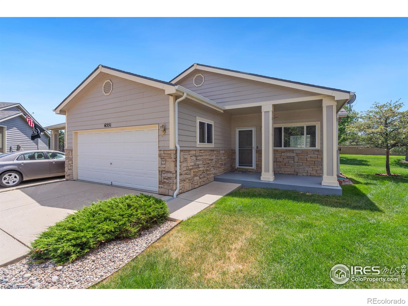 6551  Finch Court, fort collins MLS: 4567891011947 Beds: 2 Baths: 2 Price: $415,000