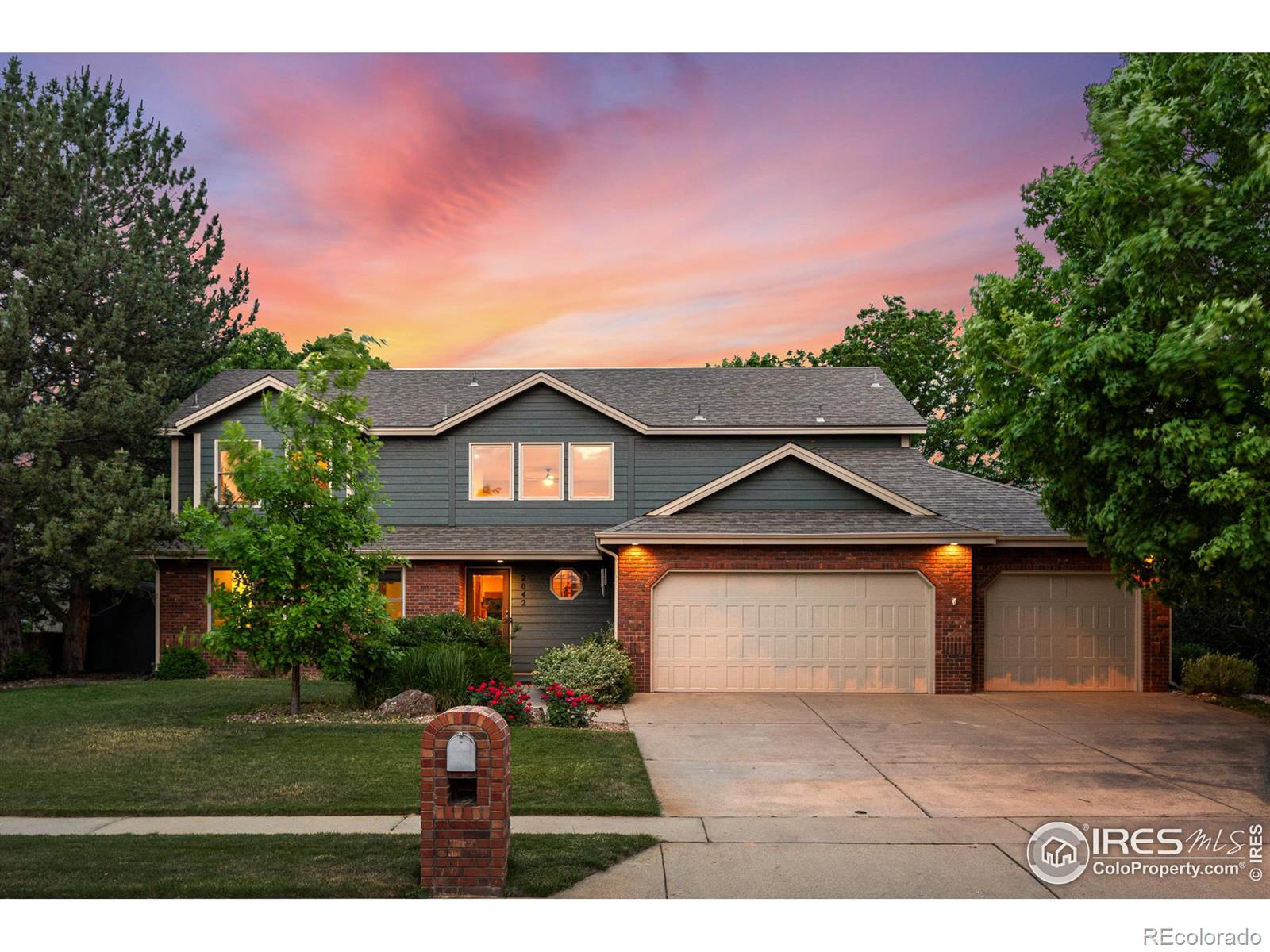 2042  ridgeview drive, Longmont sold home. Closed on 2024-07-17 for $1,108,134.