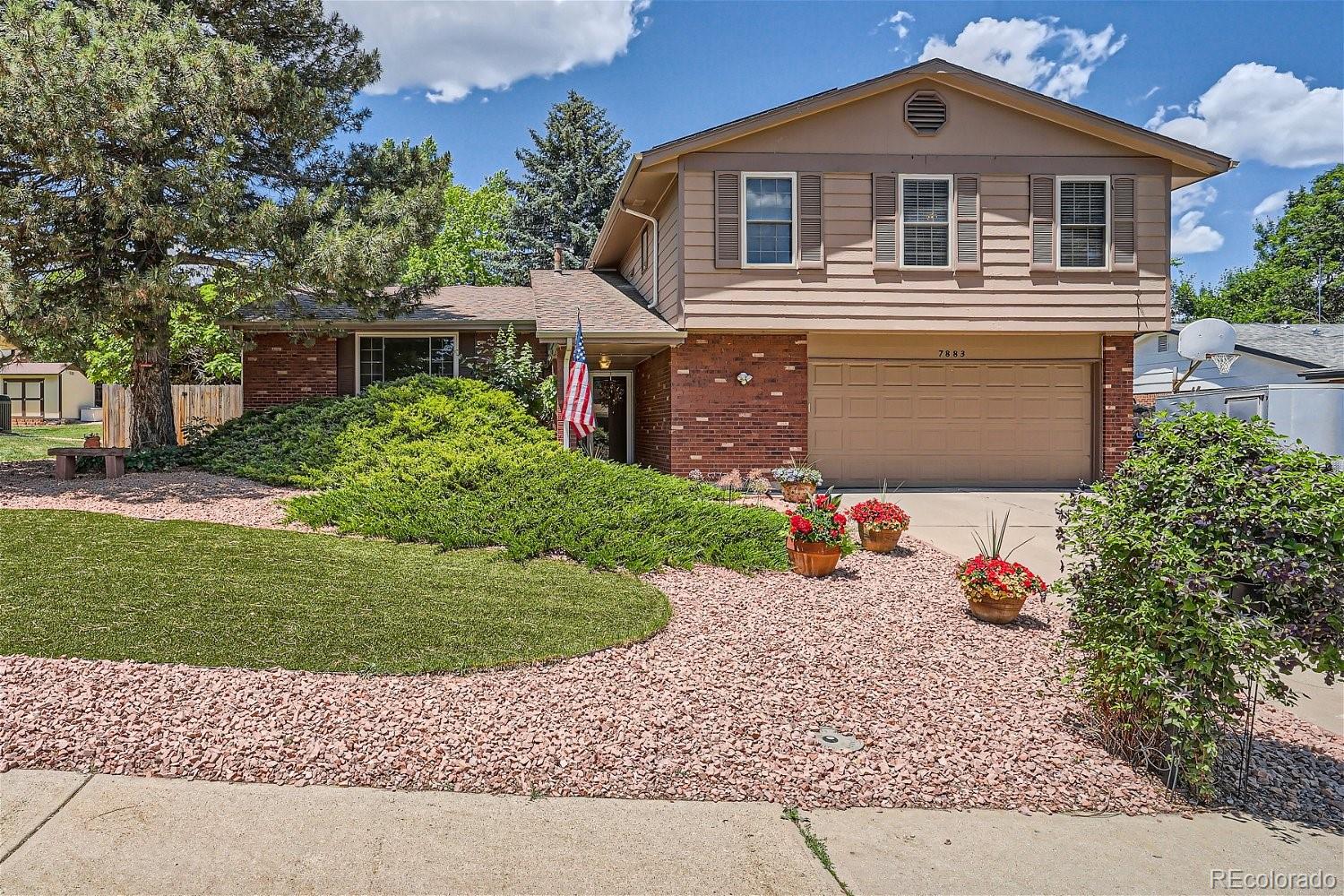 7883  Pierson Way, arvada MLS: 5569672 Beds: 4 Baths: 3 Price: $795,000