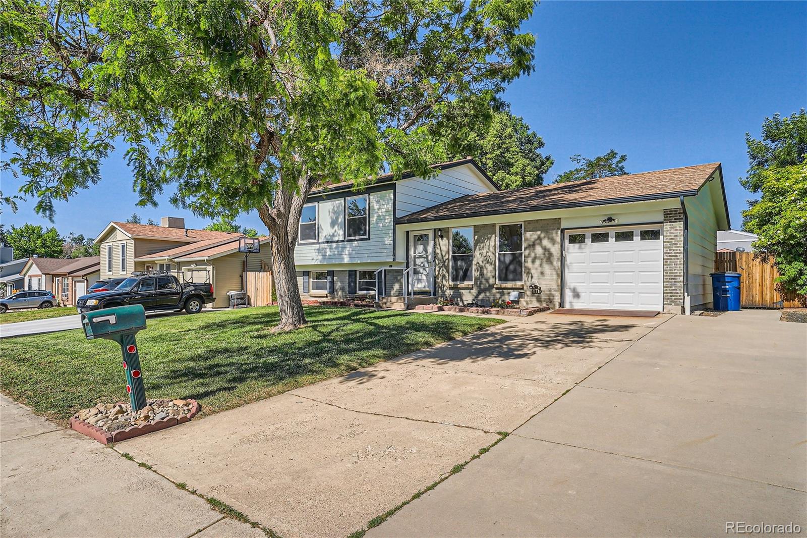 1909  Cottonwood Street, broomfield MLS: 9681357 Beds: 4 Baths: 2 Price: $475,000