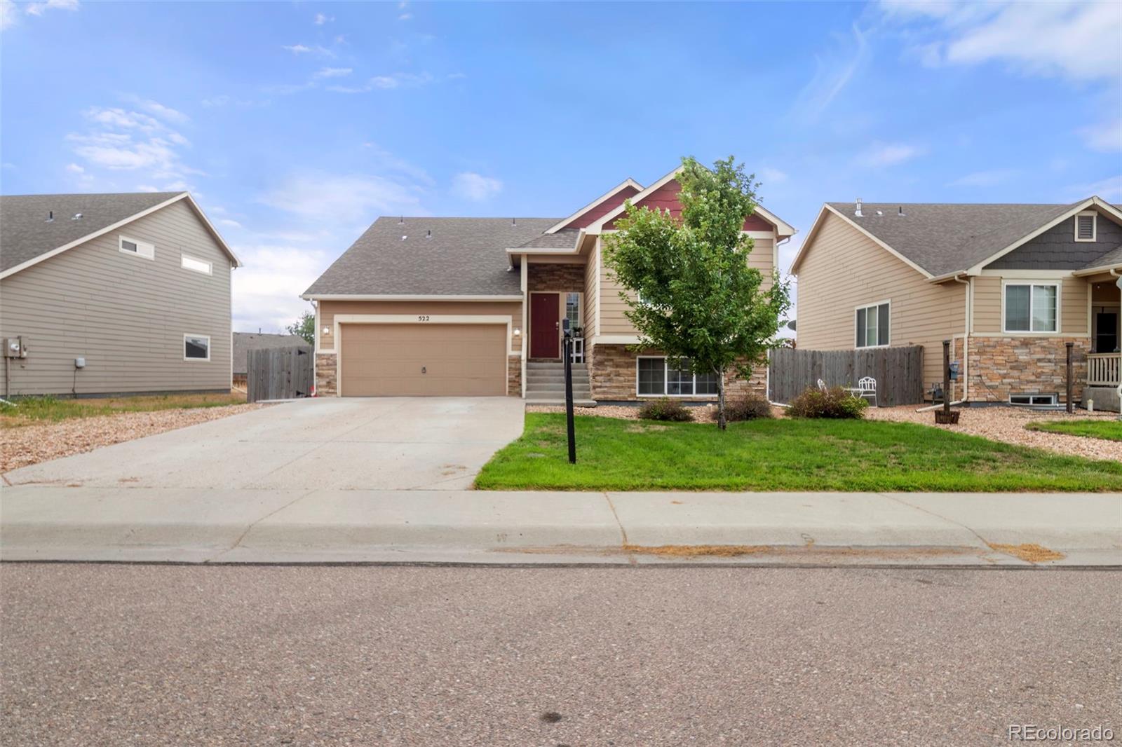 522 E 28th Street Drive, greeley MLS: 5005509 Beds: 4 Baths: 4 Price: $424,000