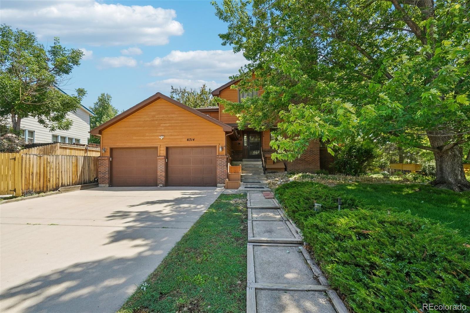 6714  Field Street, arvada MLS: 9820736 Beds: 5 Baths: 4 Price: $798,000