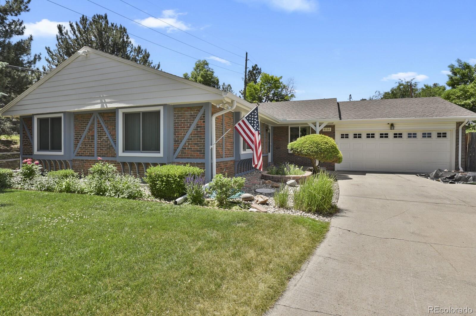 9186 E Floyd Place, denver MLS: 9928153 Beds: 4 Baths: 3 Price: $620,000