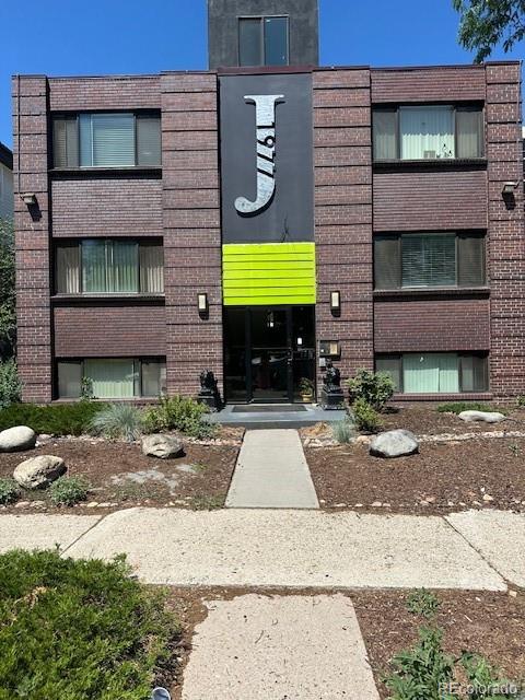 1977 S Josephine Street 202, Denver  MLS: 8992222 Beds: 1 Baths: 1 Price: $199,999