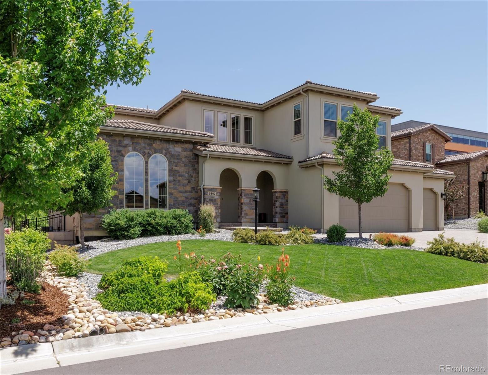 9392 E Winding Hill Avenue, lone tree MLS: 9059651 Beds: 3 Baths: 3 Price: $1,450,000