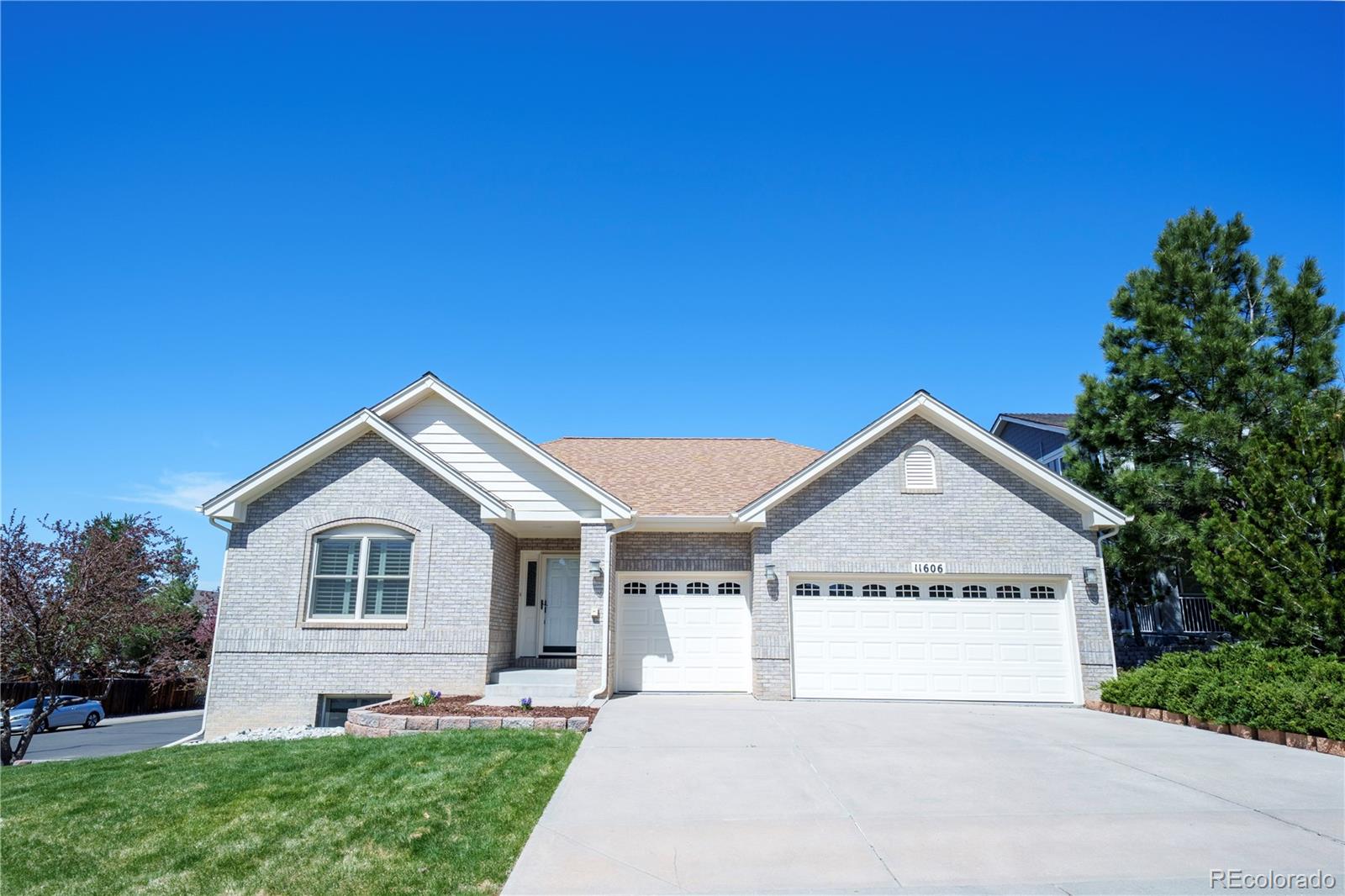 11606  Sagewood Lane, parker MLS: 2336112 Beds: 5 Baths: 3 Price: $725,000