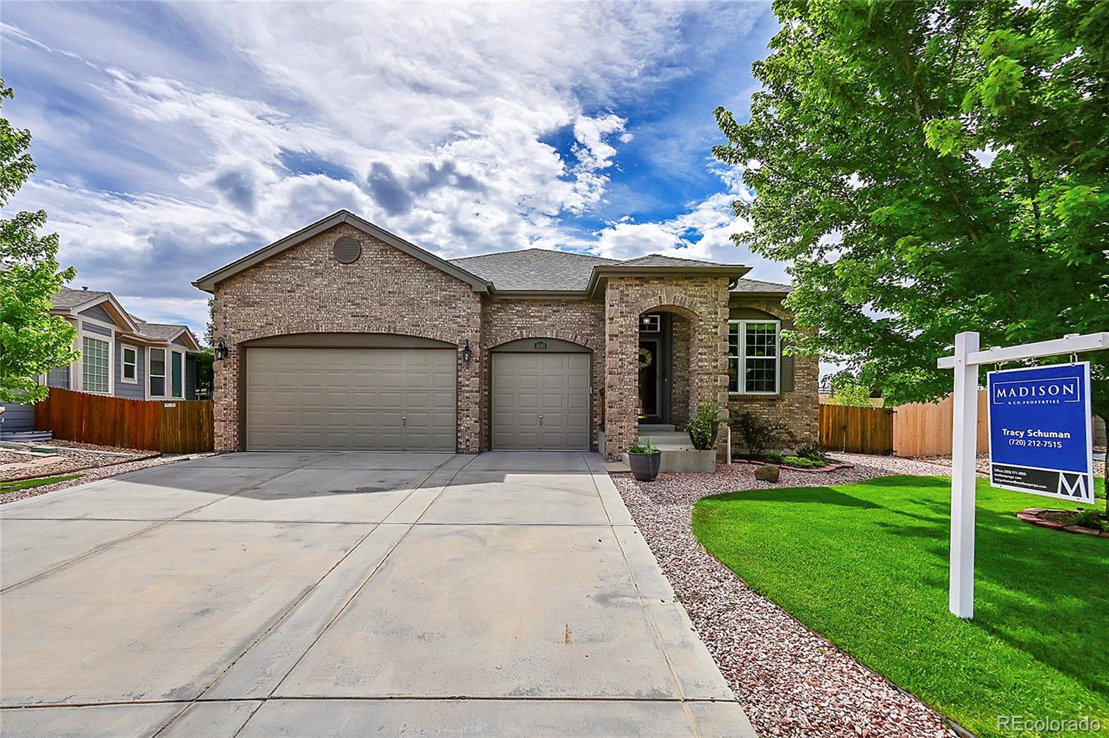 4180  Black Feather Trail, castle rock MLS: 2997885 Beds: 4 Baths: 3 Price: $800,000