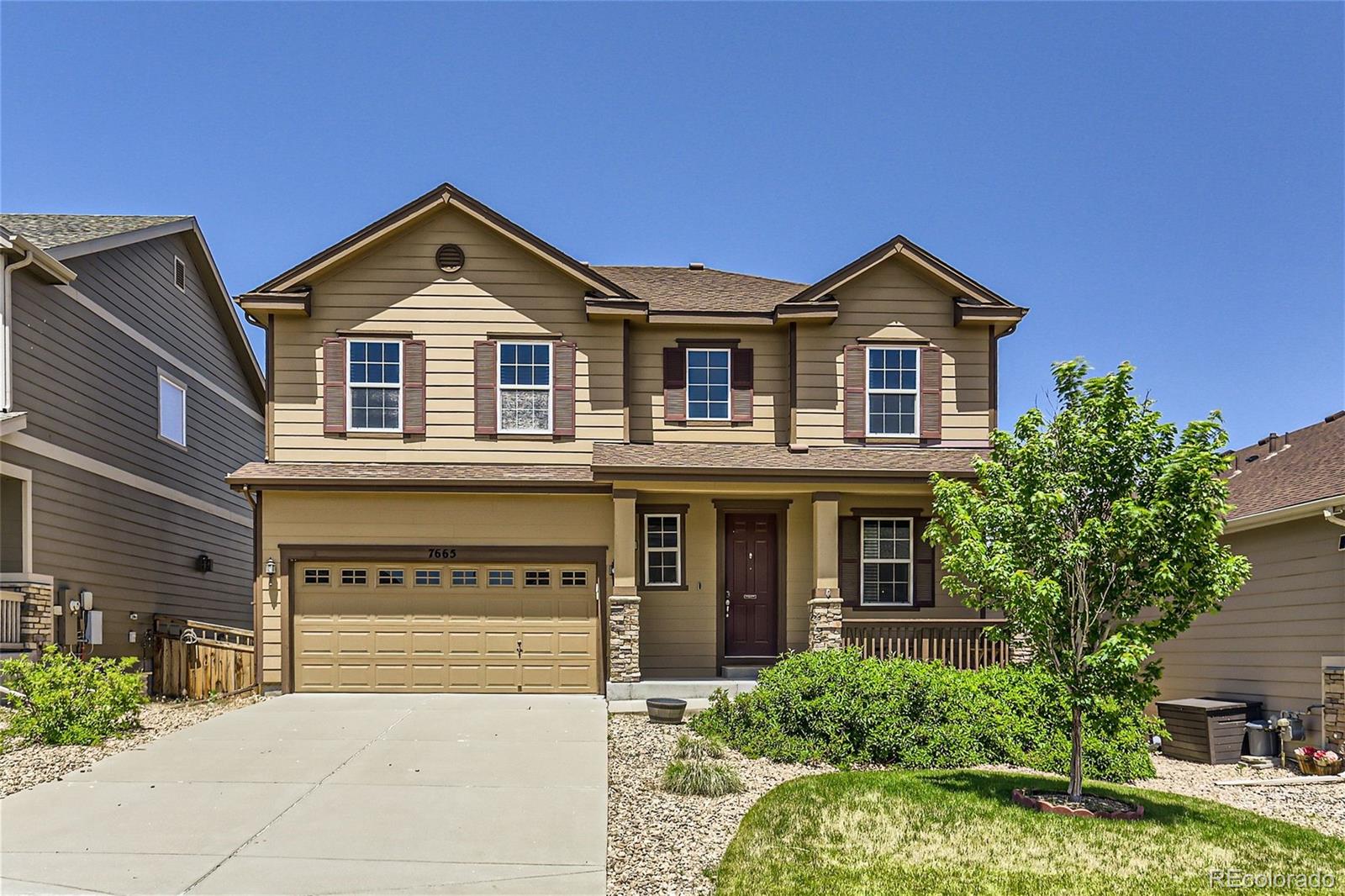 7665  Blue Water Drive, castle rock MLS: 9161506 Beds: 4 Baths: 3 Price: $610,000