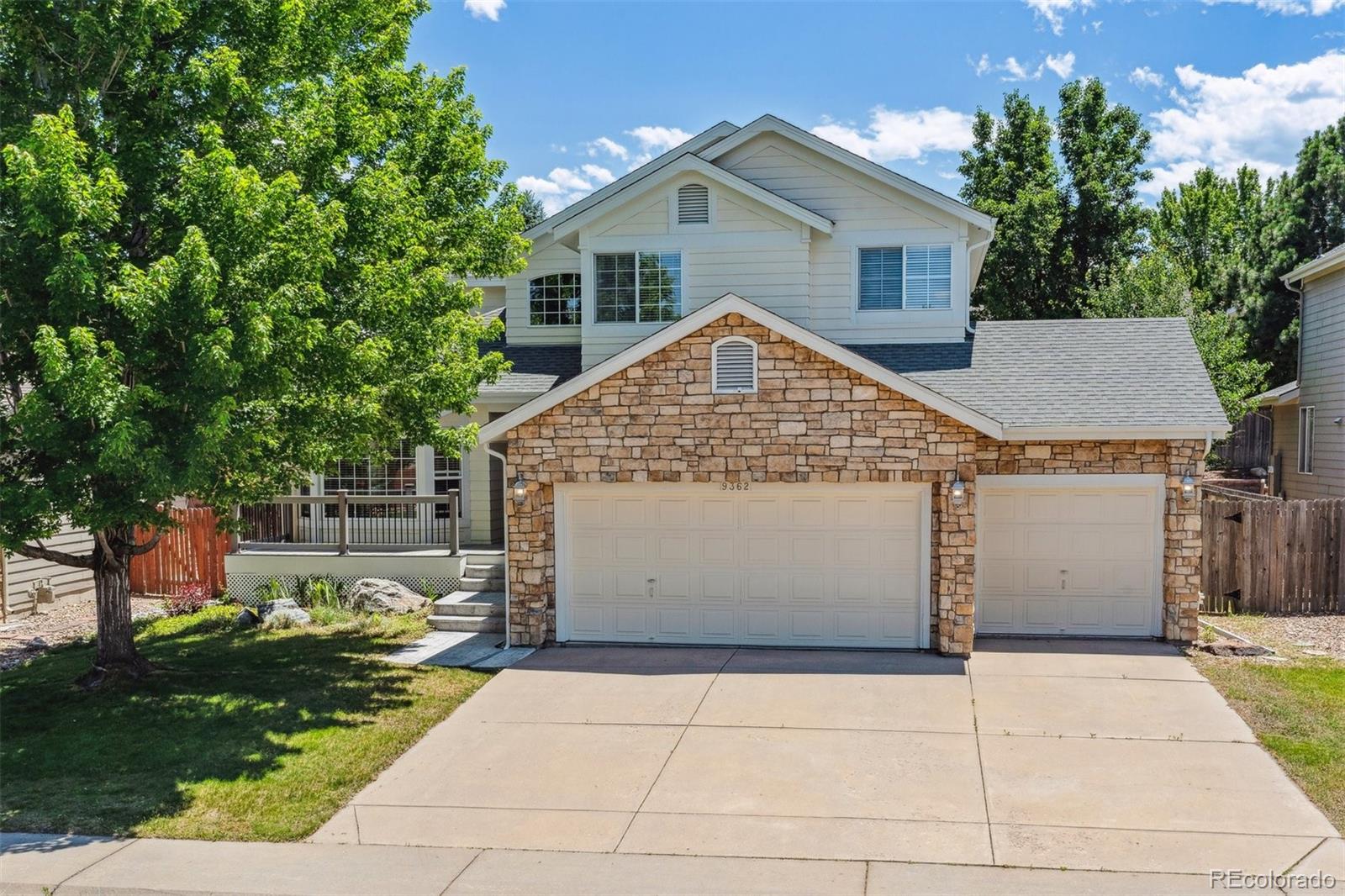 9362 W Unser Avenue, littleton MLS: 4660493 Beds: 4 Baths: 3 Price: $590,000