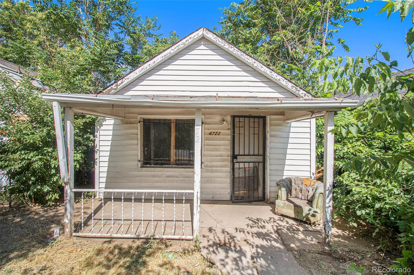 4722  vine street, Denver sold home. Closed on 2024-07-17 for $182,000.