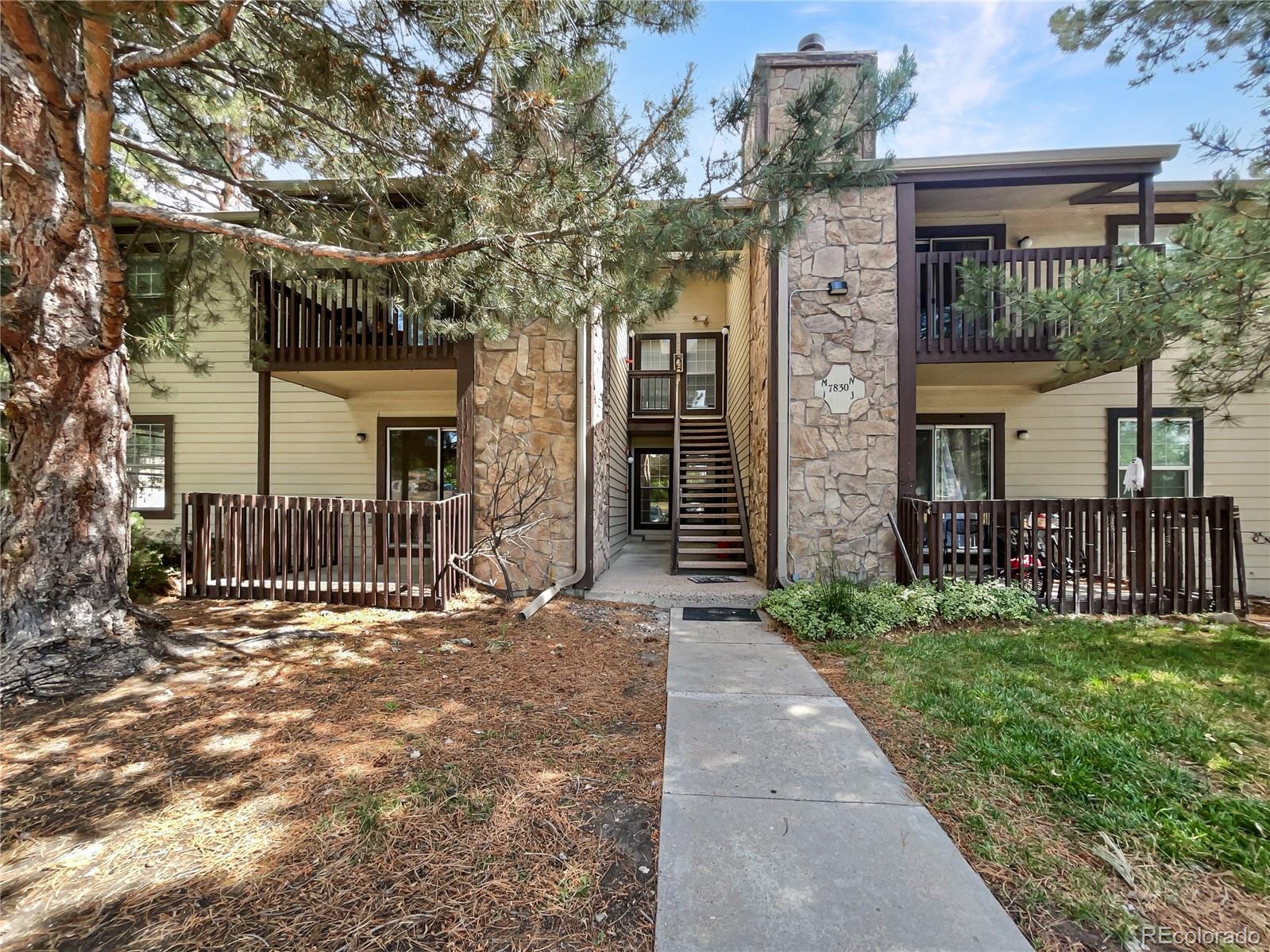 7830 W 87th Drive I, Arvada  MLS: 3247245 Beds: 2 Baths: 1 Price: $264,000