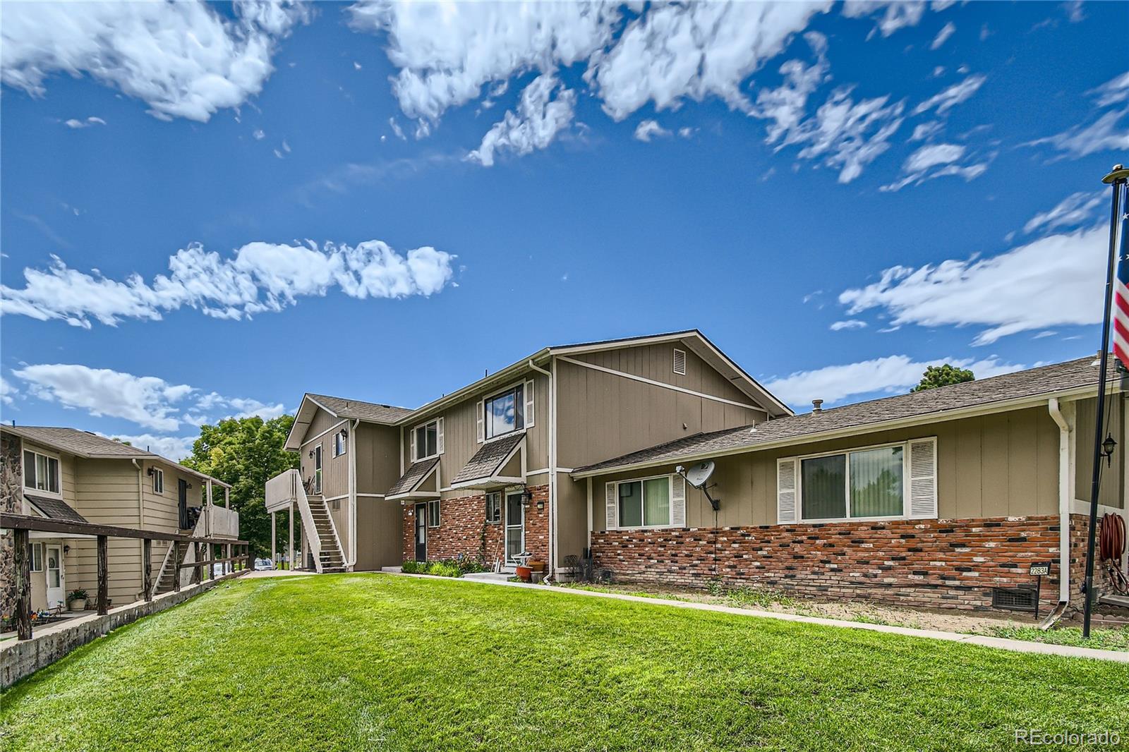 2283  Coronado Parkway C, Denver  MLS: 6766990 Beds: 2 Baths: 2 Price: $295,000