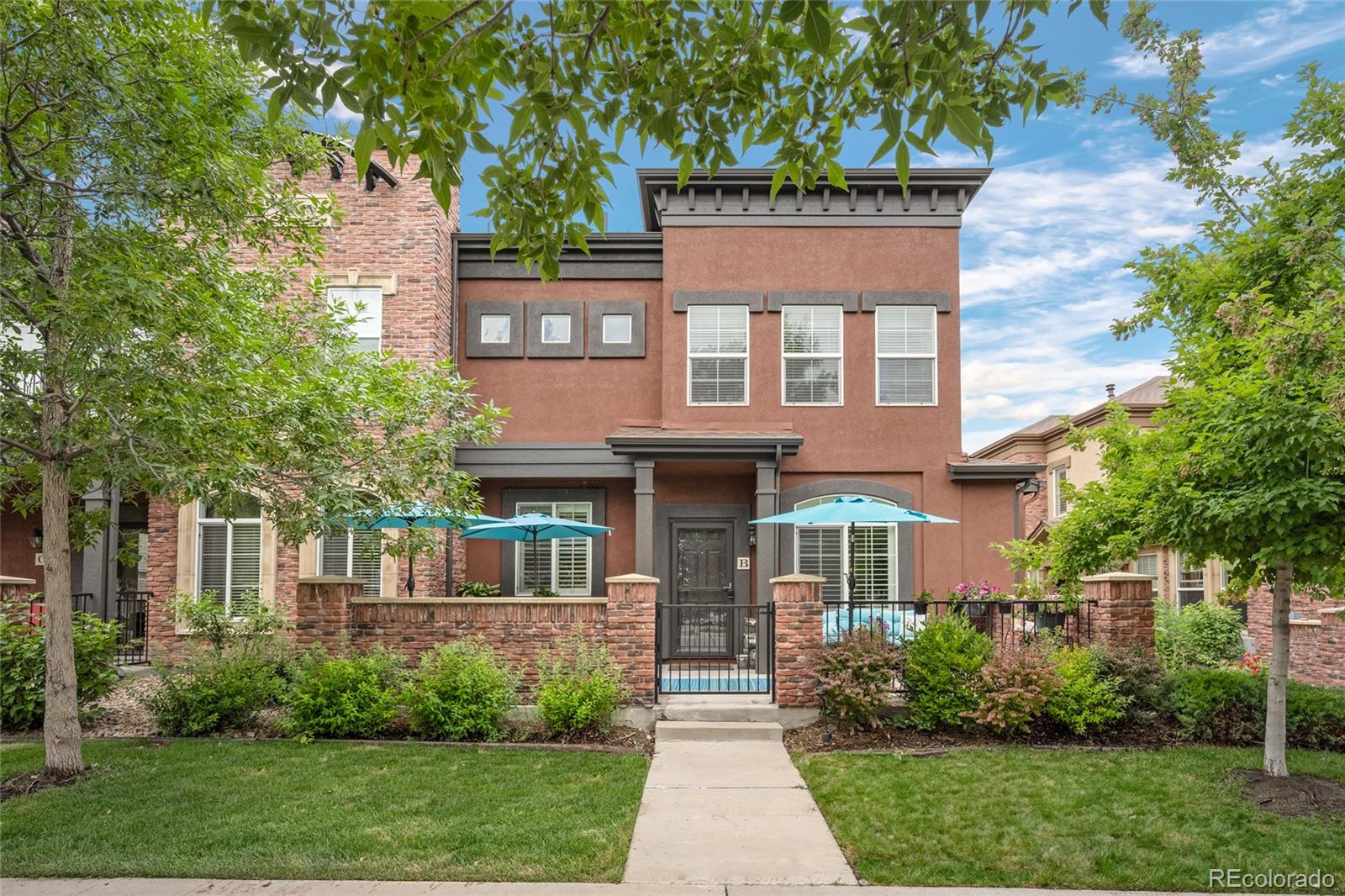 657 W Burgundy Street B, Highlands Ranch  MLS: 2536244 Beds: 2 Baths: 3 Price: $585,000