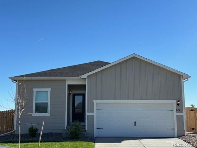914  Savona Avenue, fort lupton MLS: 4437285 Beds: 3 Baths: 2 Price: $473,900