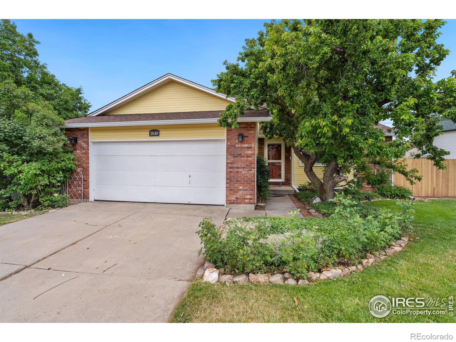 2649  Garden Drive, fort collins MLS: 4567891012649 Beds: 3 Baths: 2 Price: $565,000