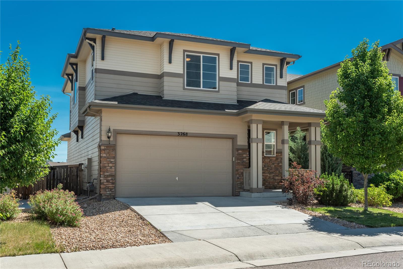 3268  Youngheart Way, castle rock MLS: 6789167 Beds: 3 Baths: 3 Price: $669,900