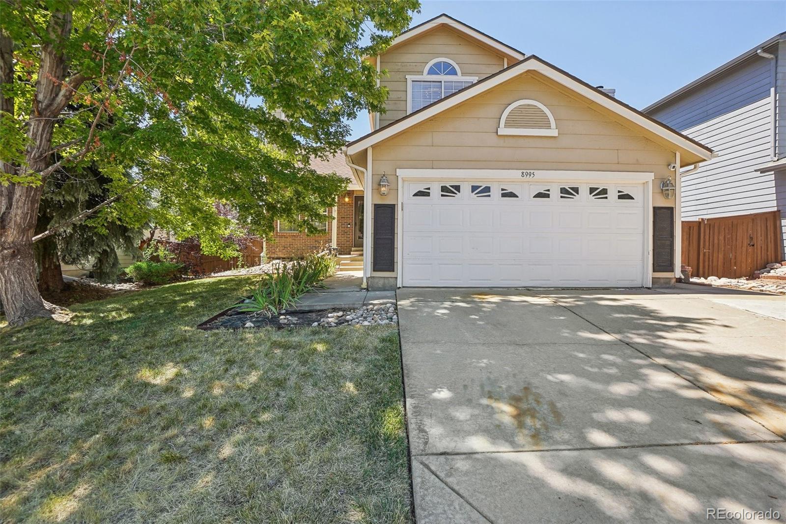 8995  Maribou Court, highlands ranch MLS: 2234150 Beds: 4 Baths: 3 Price: $530,000