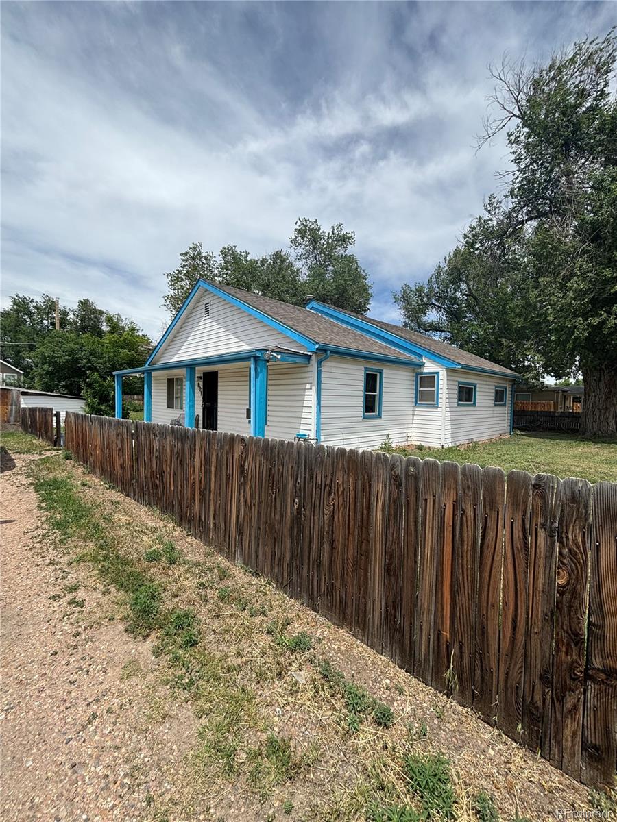 801 s leyden street, Denver sold home. Closed on 2024-08-22 for $375,000.