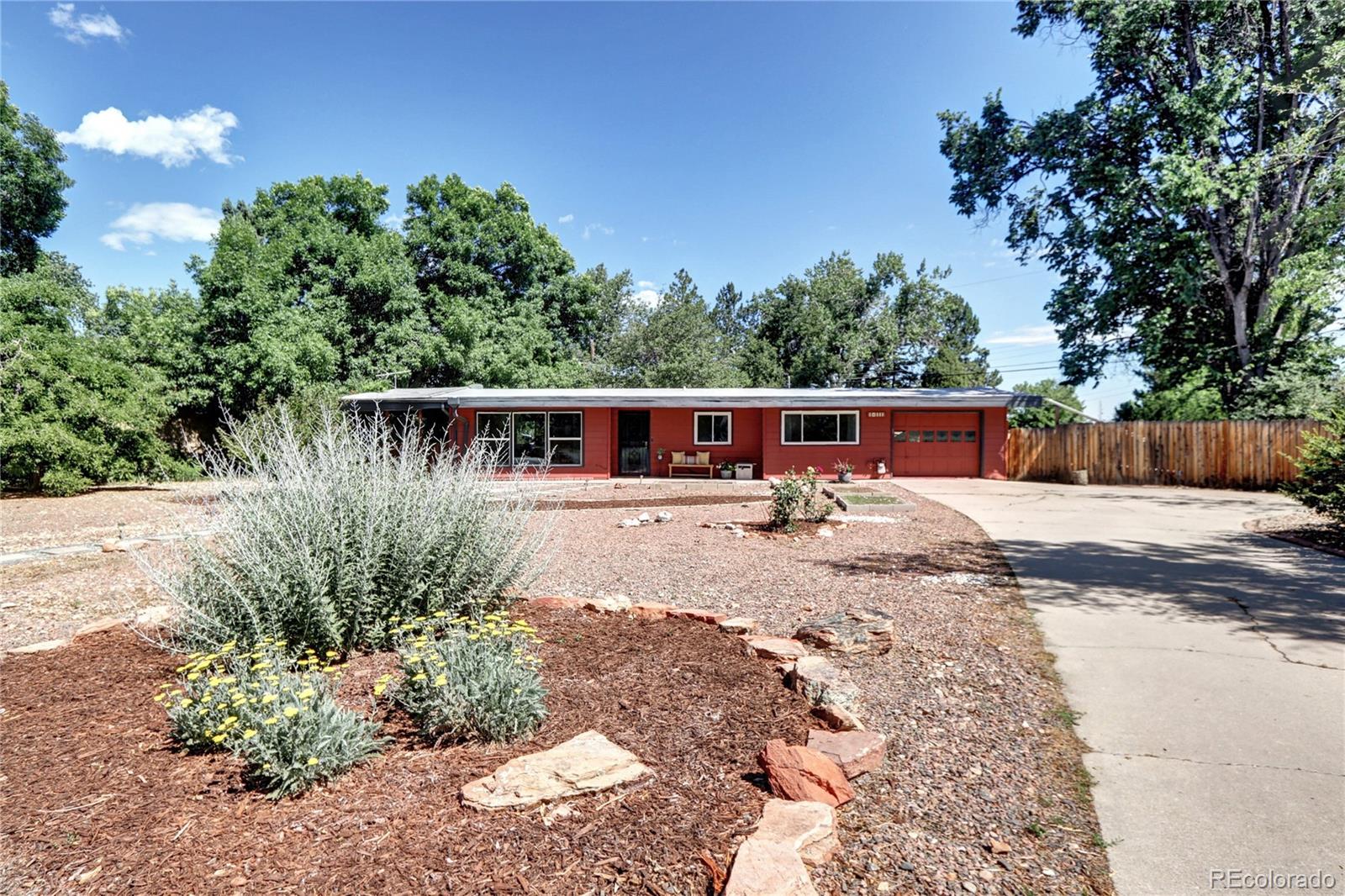 10111 W 21st Avenue, lakewood MLS: 2727638 Beds: 2 Baths: 2 Price: $475,000