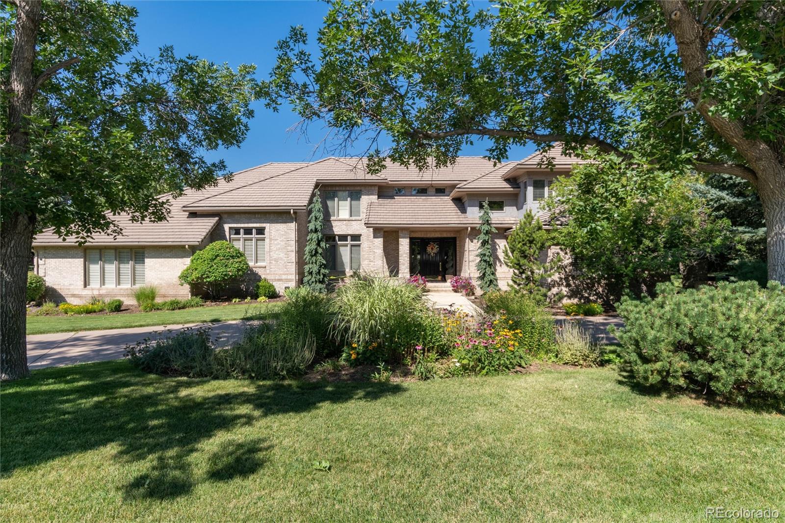 5475  Preserve Drive, greenwood village MLS: 1904941 Beds: 4 Baths: 6 Price: $2,695,000