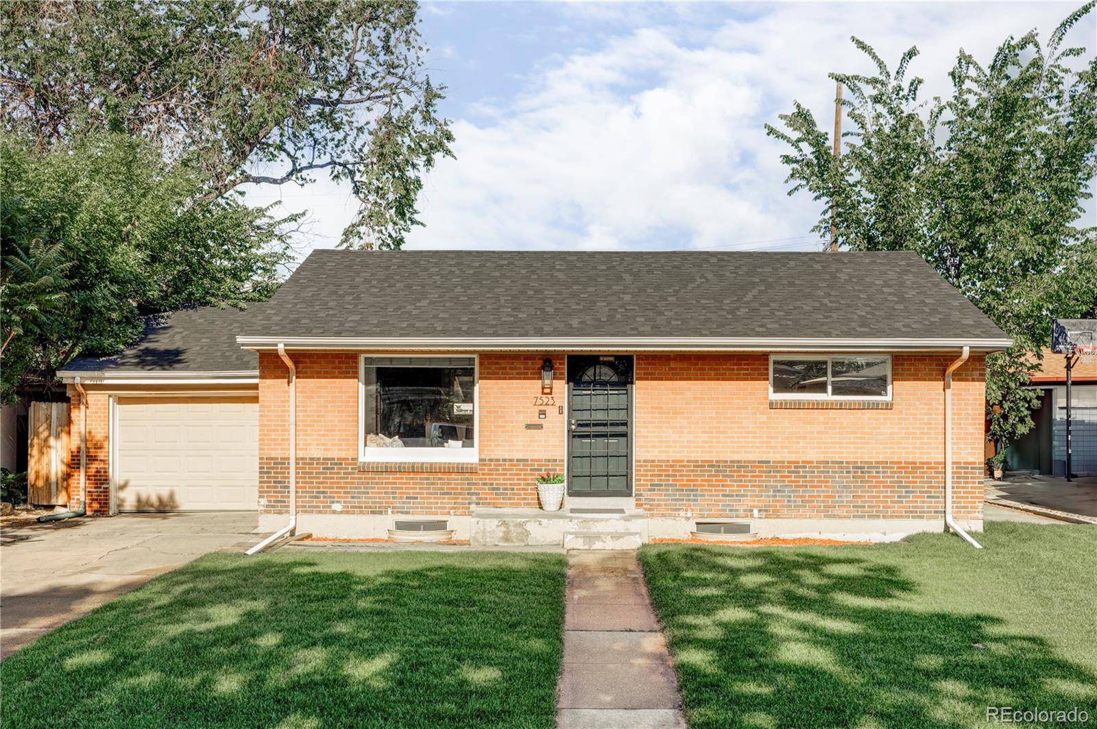 7523  Raritan Street, denver MLS: 5047833 Beds: 4 Baths: 2 Price: $475,000