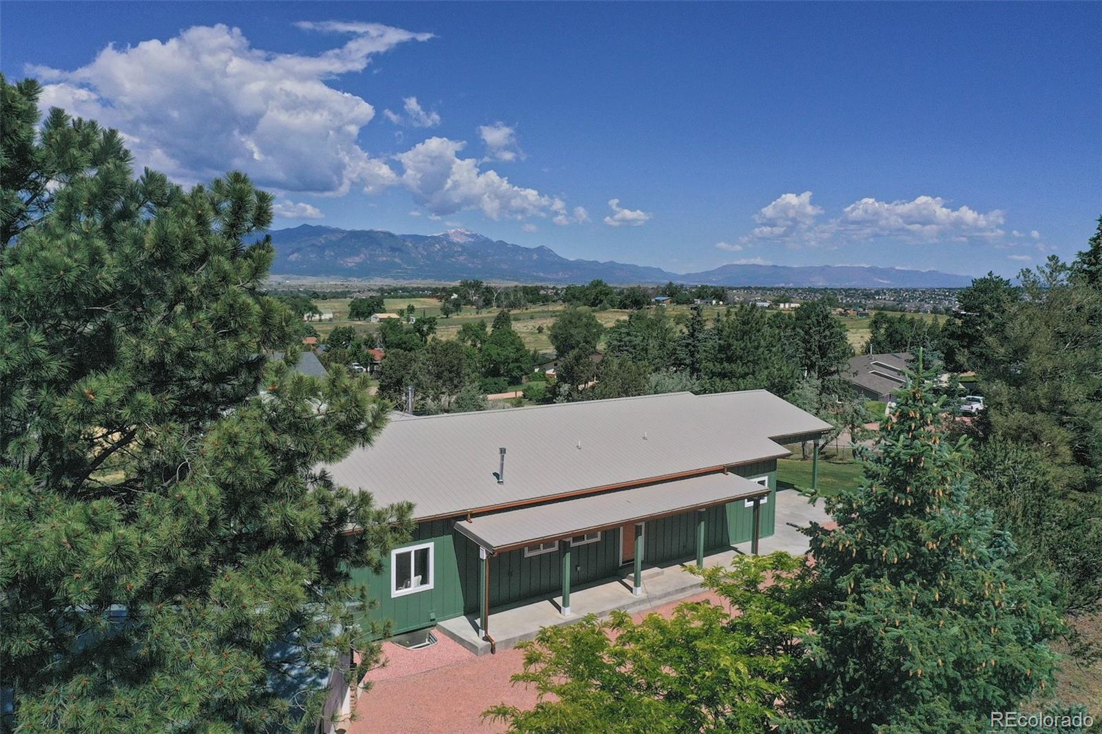 29 circle c road, Fountain sold home. Closed on 2024-10-01 for $799,000.