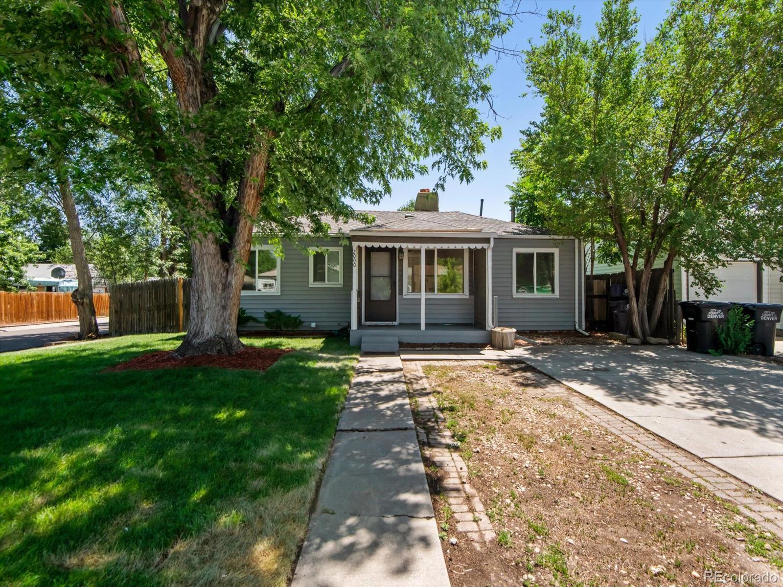 2000 S Hooker Circle, denver MLS: 6232851 Beds: 3 Baths: 2 Price: $449,900