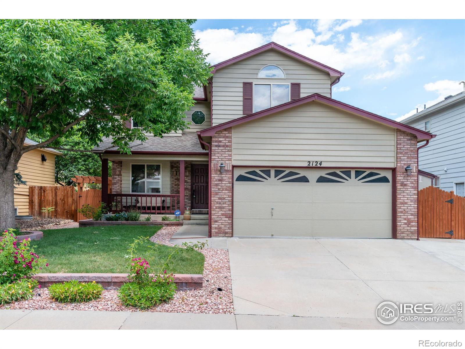 2124  24th Avenue, longmont MLS: 4567891012963 Beds: 3 Baths: 5 Price: $567,900