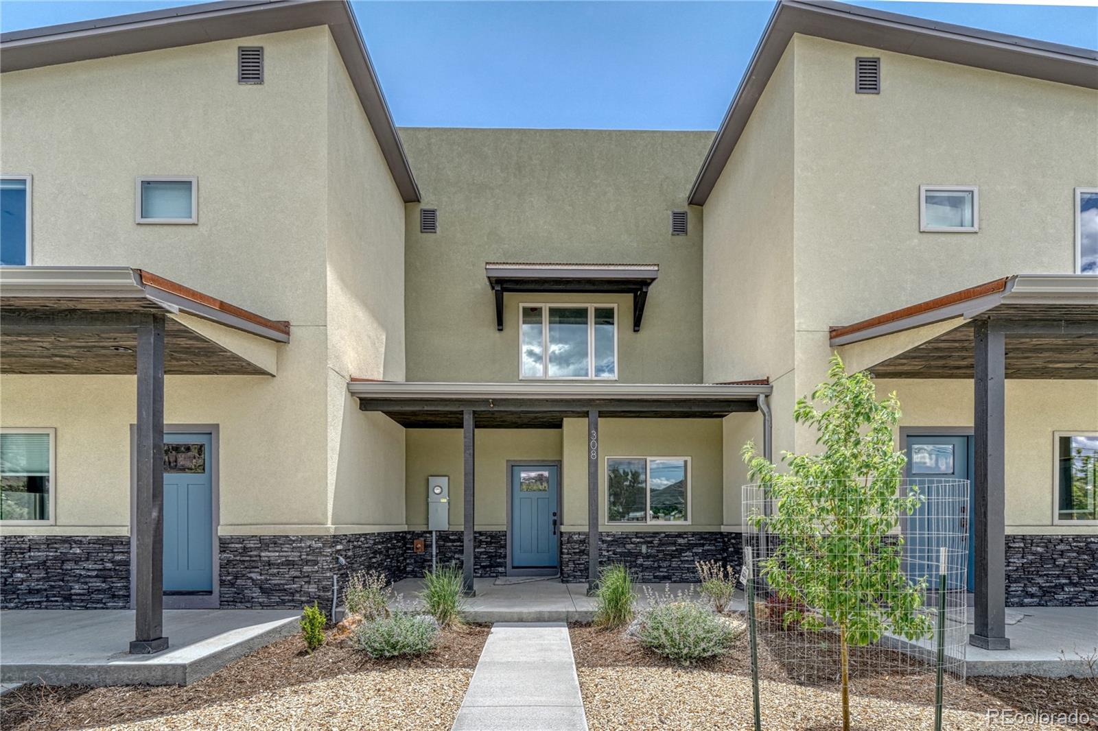 308 old stage road, Salida sold home. Closed on 2025-07-18 for $630,000.