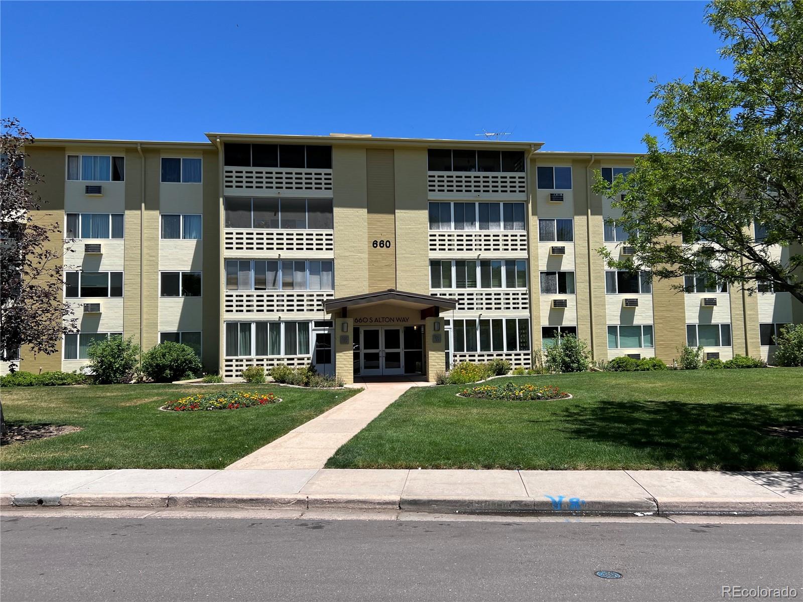 660 S Alton Way 11A, Denver  MLS: 1994113 Beds: 2 Baths: 1 Price: $175,000