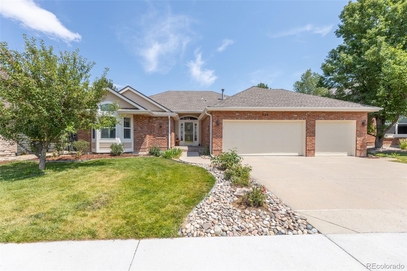 320  Shoreham Circle, castle pines MLS: 4172209 Beds: 4 Baths: 3 Price: $899,000