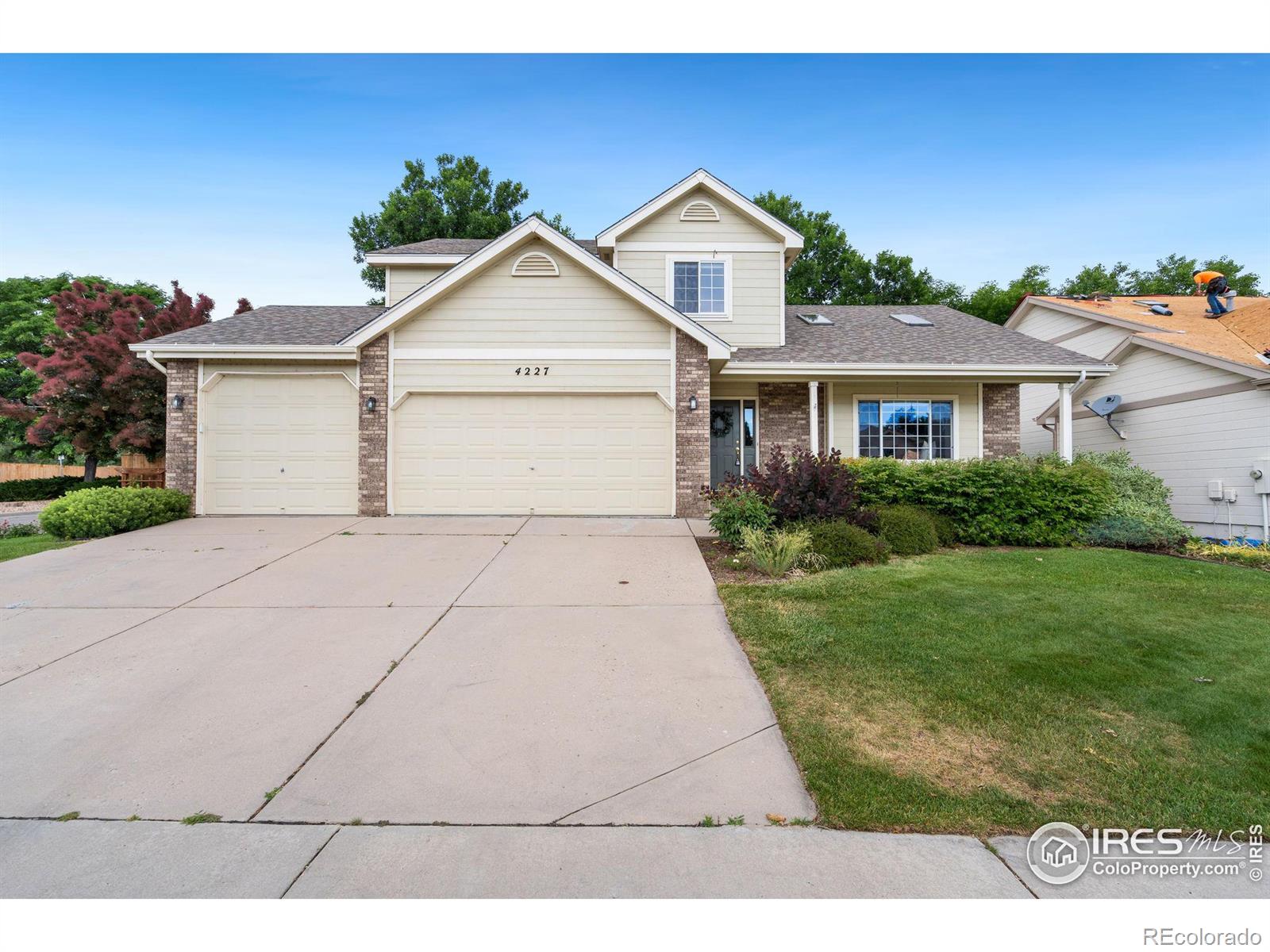 4227  Lookout Lane, fort collins MLS: 4567891013191 Beds: 3 Baths: 3 Price: $625,000