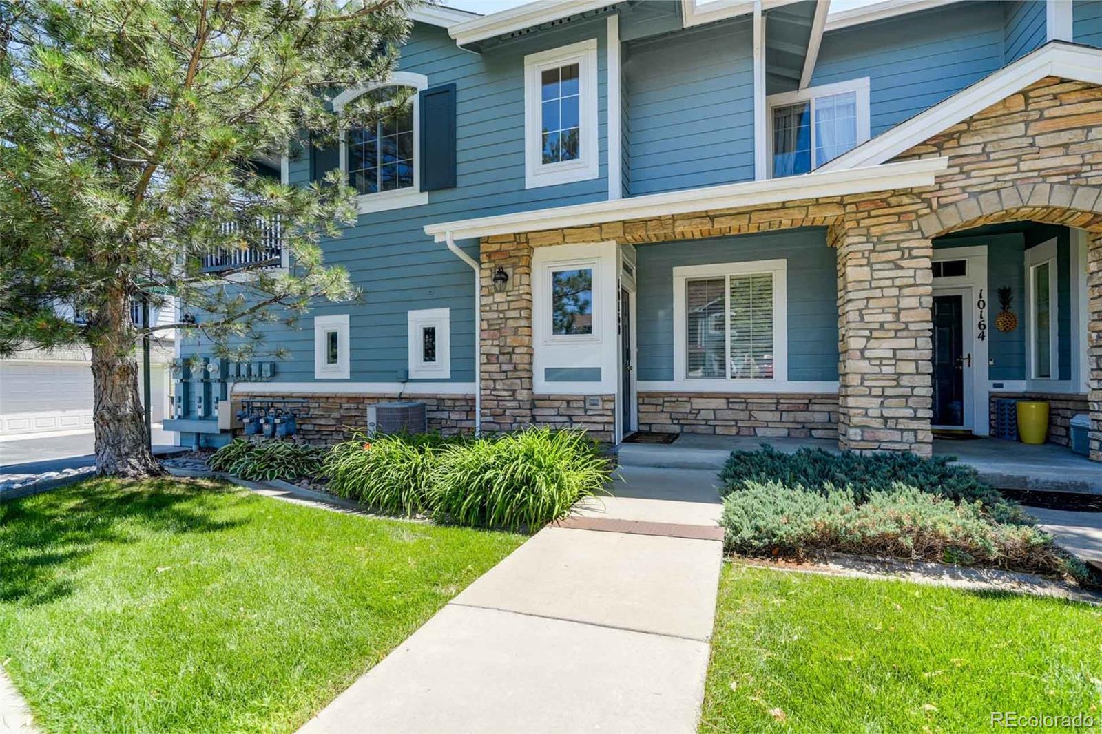 10160  Autumn Blaze Trail , Highlands Ranch  MLS: 4662587 Beds: 2 Baths: 2 Price: $475,000