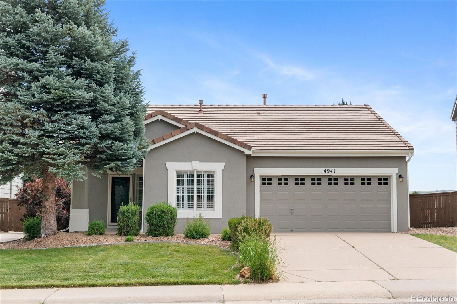 4941  Collingswood Drive, highlands ranch MLS: 4655097 Beds: 3 Baths: 2 Price: $615,000