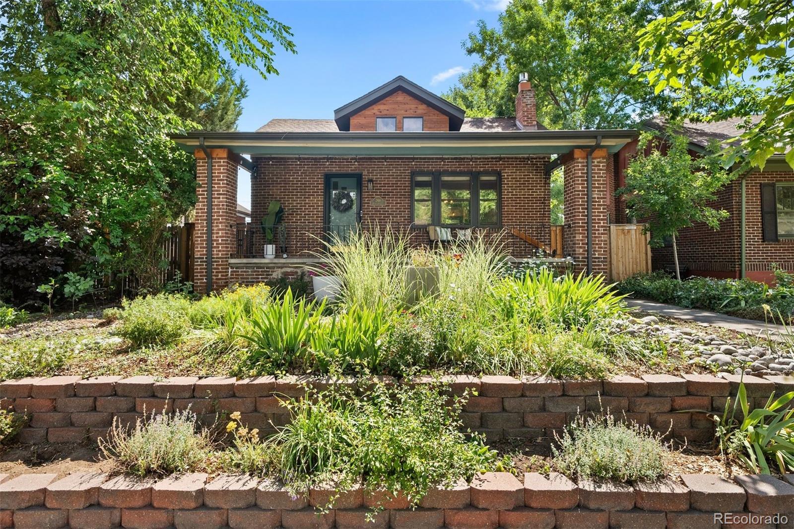 2816  Dahlia Street, denver MLS: 5081843 Beds: 3 Baths: 2 Price: $850,000