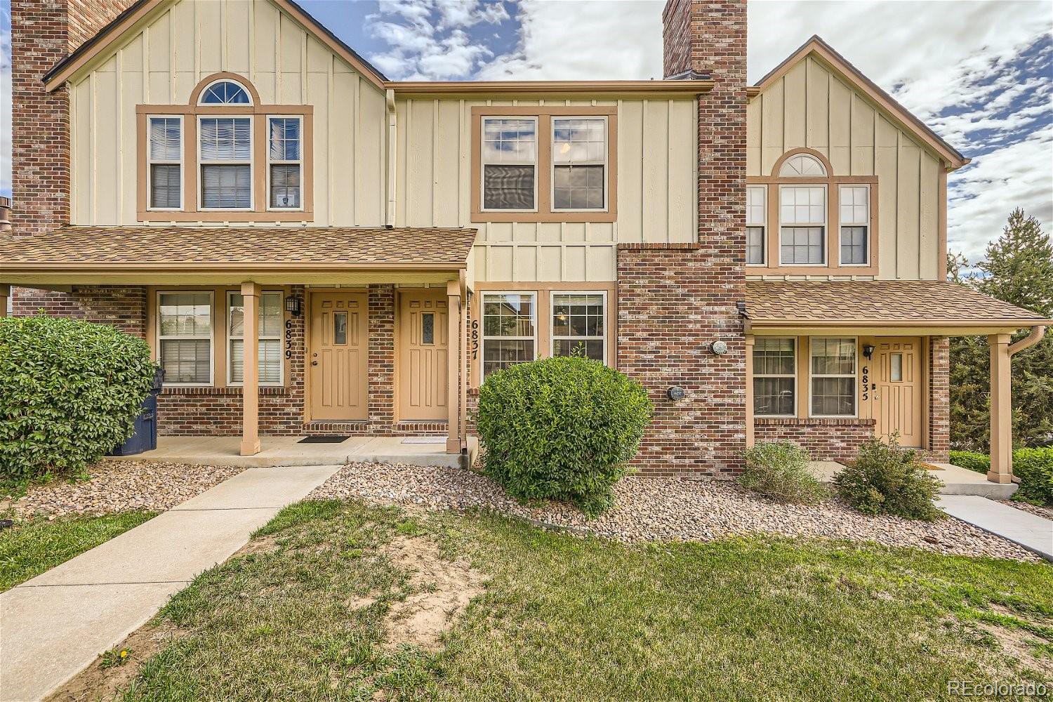 Ravencrest Colorado Springs Condo / Townhome | MLS #: 89401306837  Ravencrest Drive , Colorado Springs Beds: 3 Baths: 3 Price: $290,000