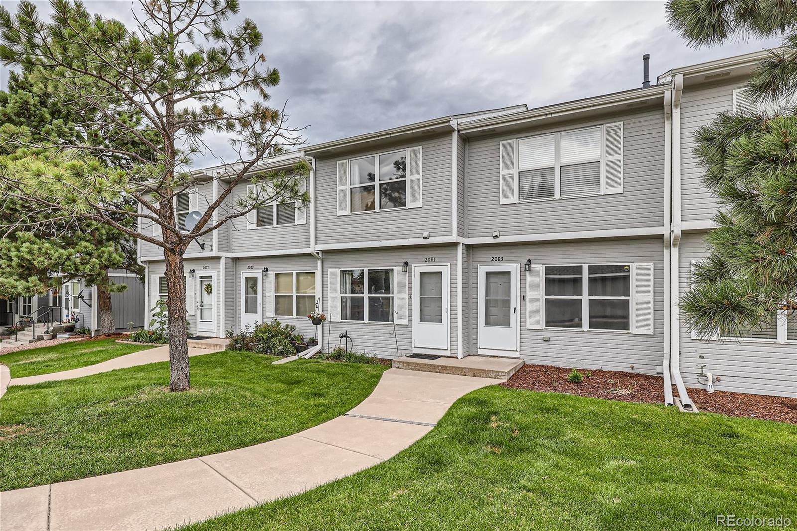 2081  Oakcrest Circle 3D, Castle Rock  MLS: 4077238 Beds: 2 Baths: 2 Price: $325,000