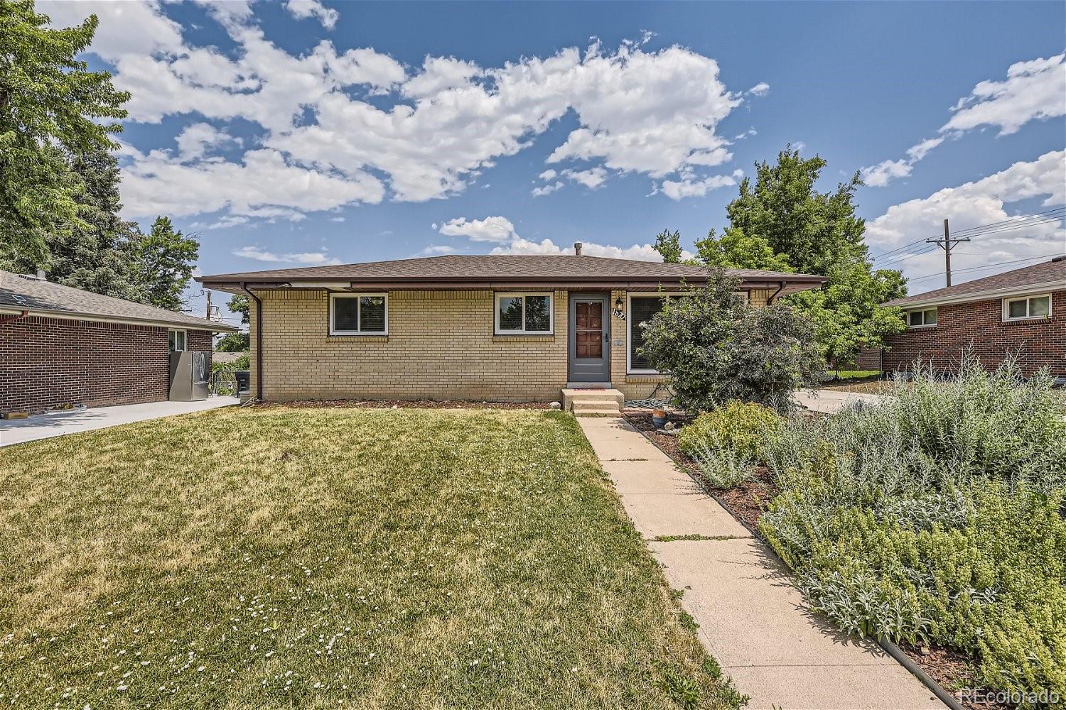 1870 s wolcott court, Denver sold home. Closed on 2024-10-11 for $511,000.