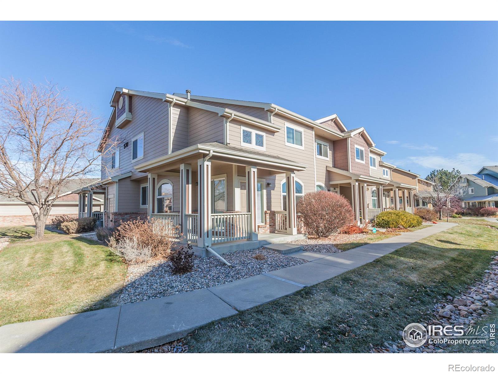 230  Carina Circle, loveland MLS: 4567891013403 Beds: 2 Baths: 3 Price: $368,500