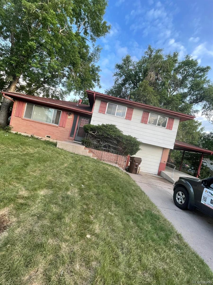 2524 W 13th Street, greeley MLS: 1963415 Beds: 2 Baths: 2 Price: $325,000