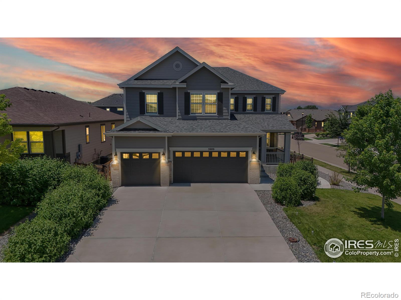 5909  Yellow Creek Drive, fort collins MLS: 4567891013508 Beds: 5 Baths: 4 Price: $944,500