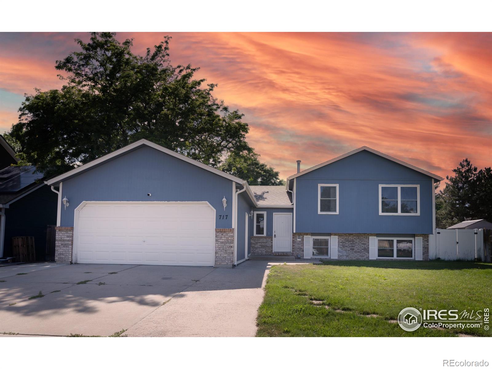 717  50th Avenue, greeley MLS: 4567891013522 Beds: 5 Baths: 3 Price: $425,000