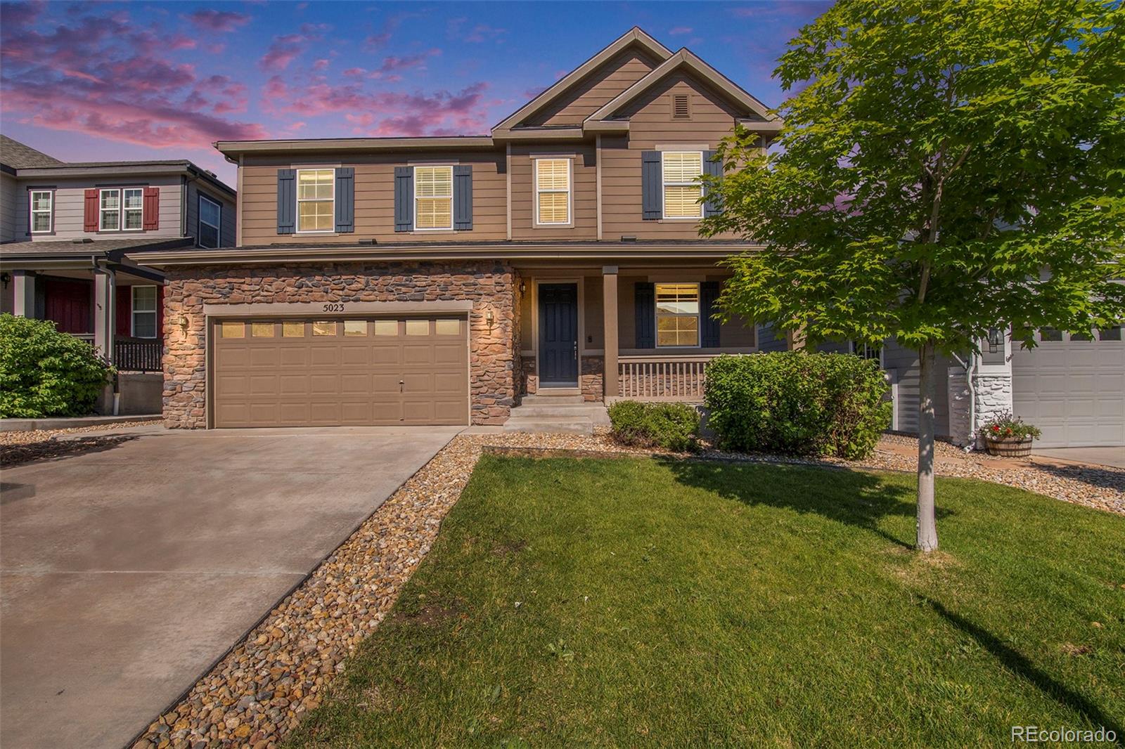 5023 S Versailles Circle, aurora MLS: 8690740 Beds: 4 Baths: 4 Price: $679,000